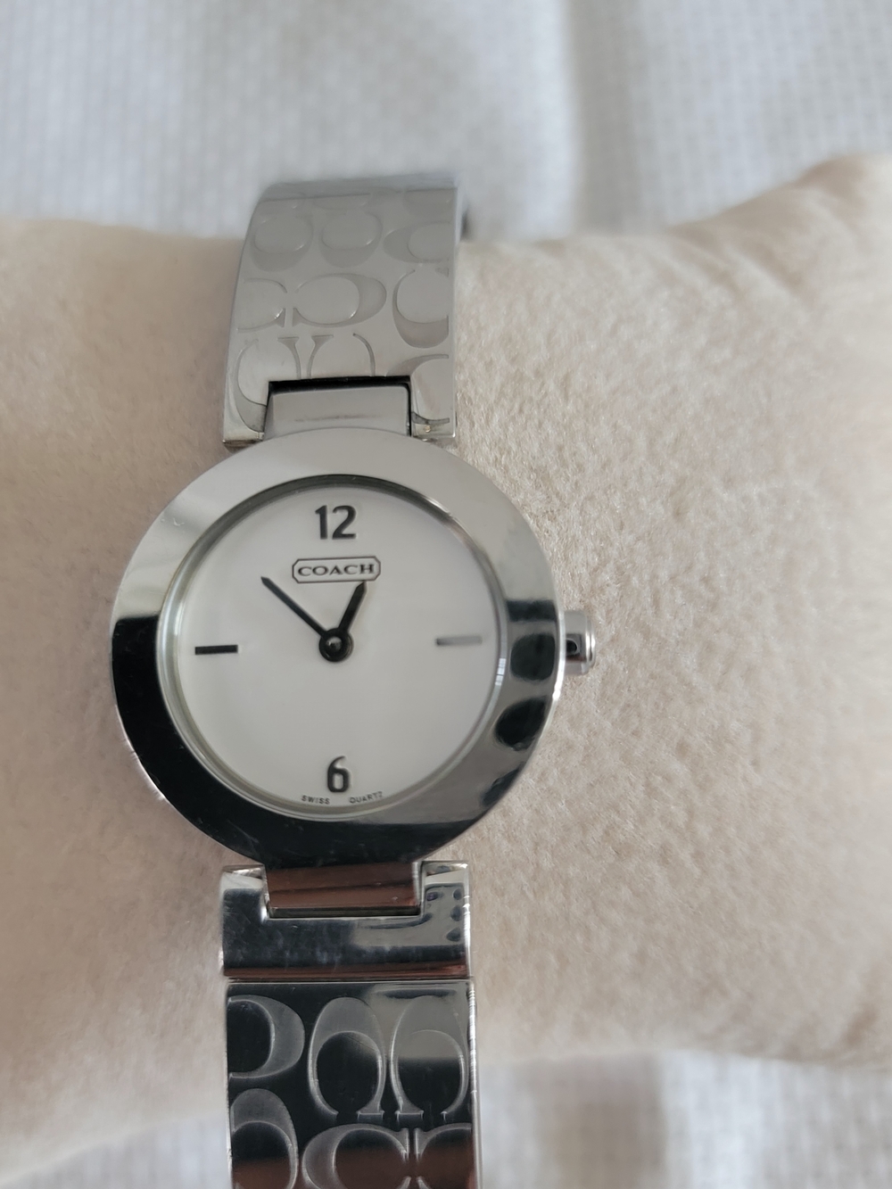Coach Women's Silver Stainless Steel Signature Bracelet Watch - Silver/White